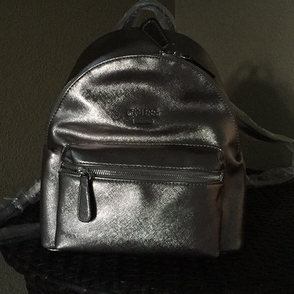 Brand new! Guess Zayn Backpack! - Picture 7 of 8